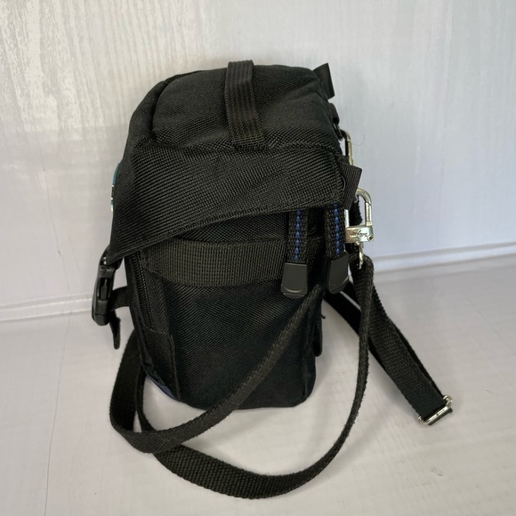 M ROCK - Digital Camera SLR Case Multi Pockets Strap - EUC - Picture 8 of 9